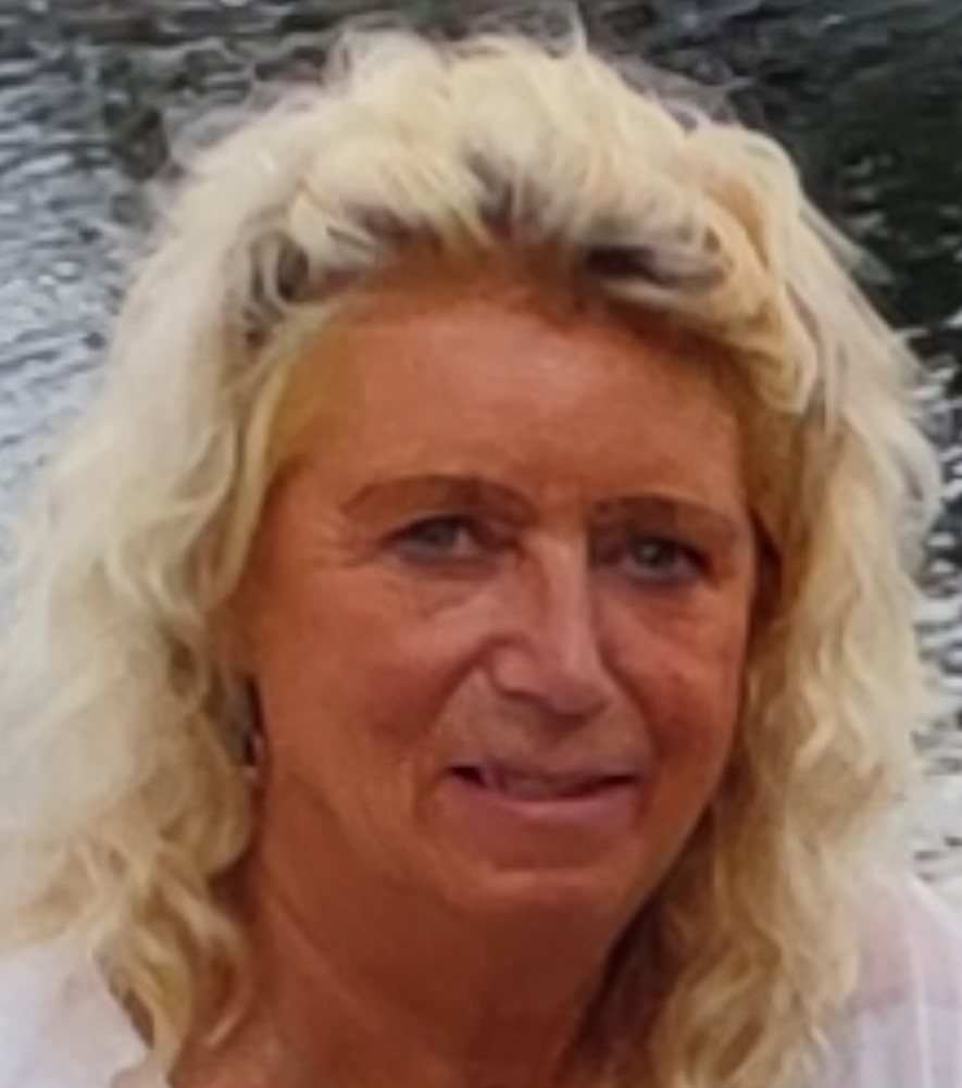 Angelika Leuchtmann